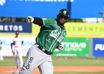 Miguel Sanó y Aaron Sánchez repiten como MVP de la Semana en LIDOM