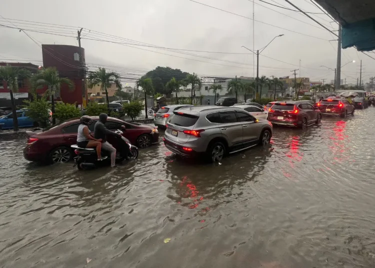 Varias vaguadas estarán ocasionando algunos aguaceros en distintas localidades