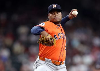 Framber Valdez sostuvo encuentros con Gigantes, Mets y Orioles durante las Reuniones de Gerentes Generales