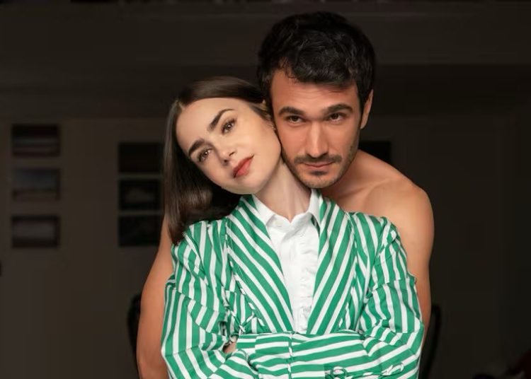 “Emily in Paris” estrenó este jueves en Netflix su temporada 5