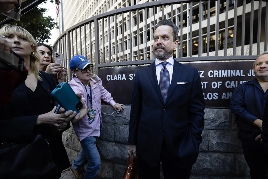 El hijo de Rob y Michele Reiner afronta dos cargos de homicidio y la posible pena de muerte