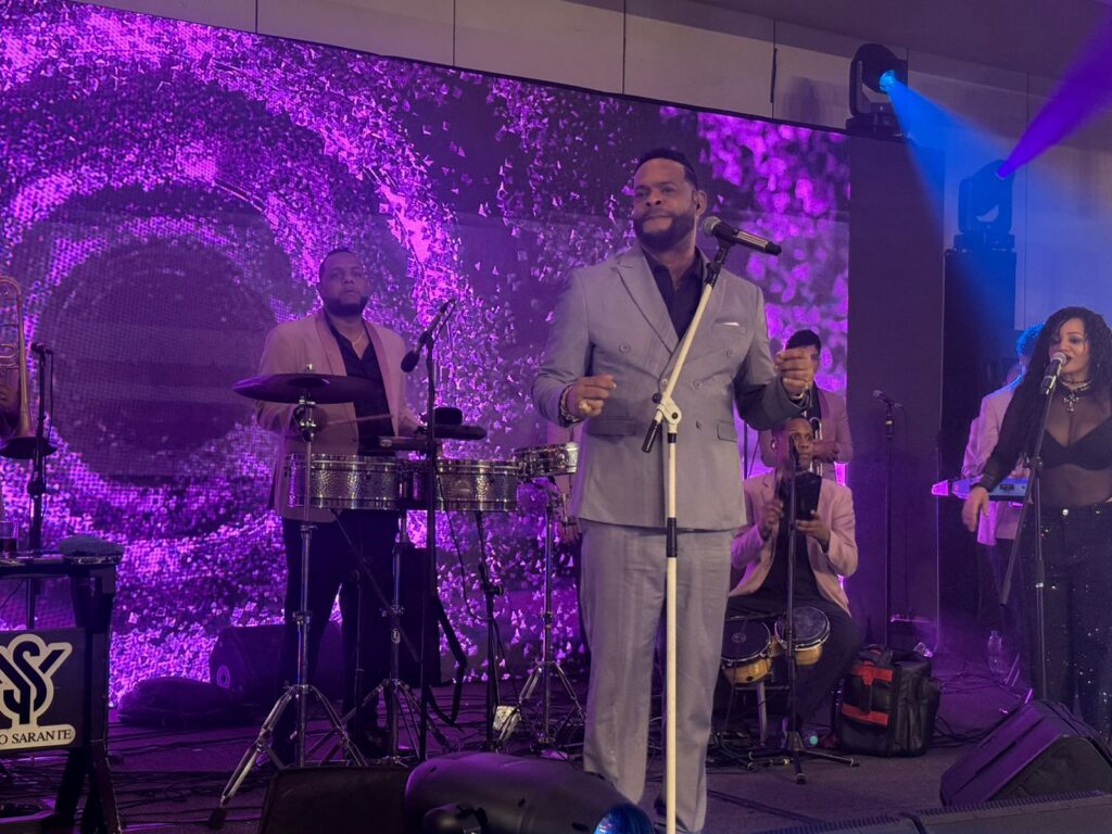 Yiyo Sarante, una de las grandes sorpresas de la fiesta de Navidad de Alofoke Media Group | 3 | Yiyo Sarante, una de las grandes sorpresas de la fiesta de Navidad de Alofoke Media Group - Noticias de hoy en República Dominicana | De Último Minuto