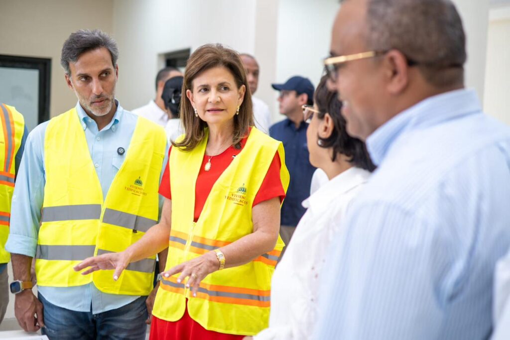 Supervisan avances finales del Hospital Provincial Matías Ramón Mella en Dajabón - Noticias de hoy en República Dominicana | De Último Minuto