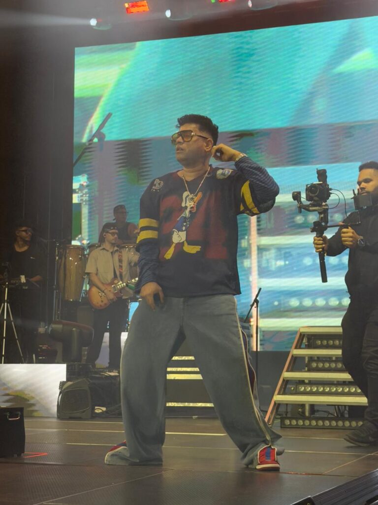 Shadow Blow inicia con éxito concierto en la Gran Arena del Cibao - Noticias de hoy en República Dominicana | De Último Minuto