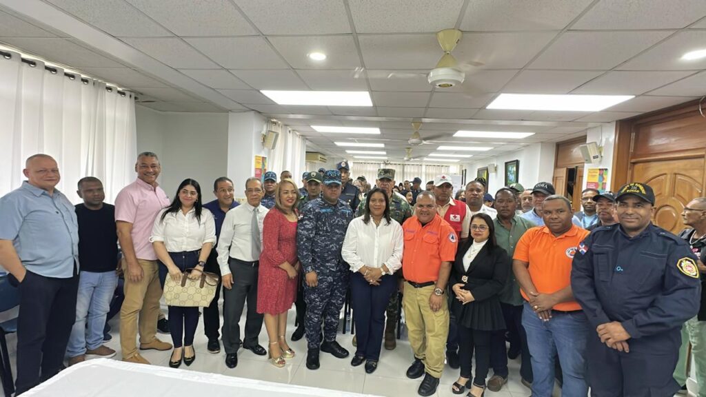 Gobernación de Monseñor Nouel activa operativo de seguridad por festividades navideñas - Noticias de hoy en República Dominicana | De Último Minuto
