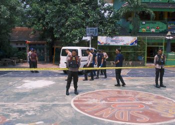 Al menos 20 niños heridos por atropello en reparto de comidas gratis en escuela indonesia