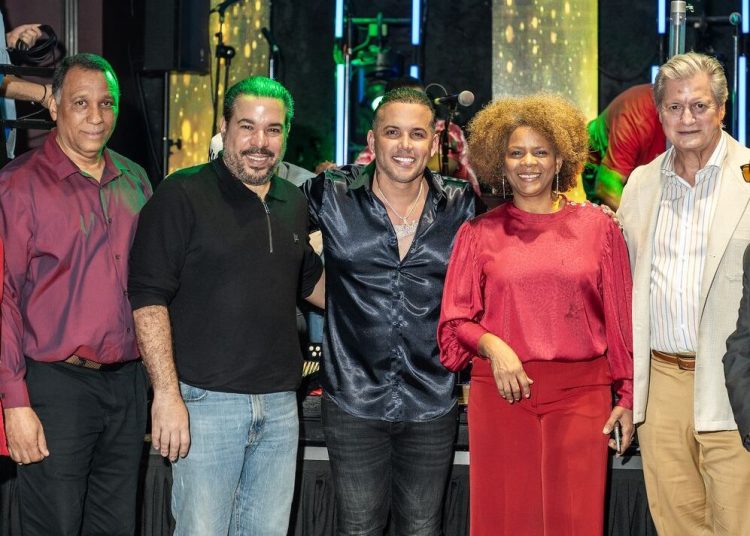 Acroarte celebra su tradicional encuentro navideño