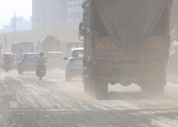 Elevan a 13 los muertos en un accidente en la India por la niebla en plena contaminación