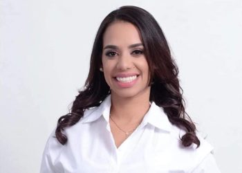 Alcaldesa Betty Gerónimo encabeza cena navideña para munícipes de Santo Domingo Norte