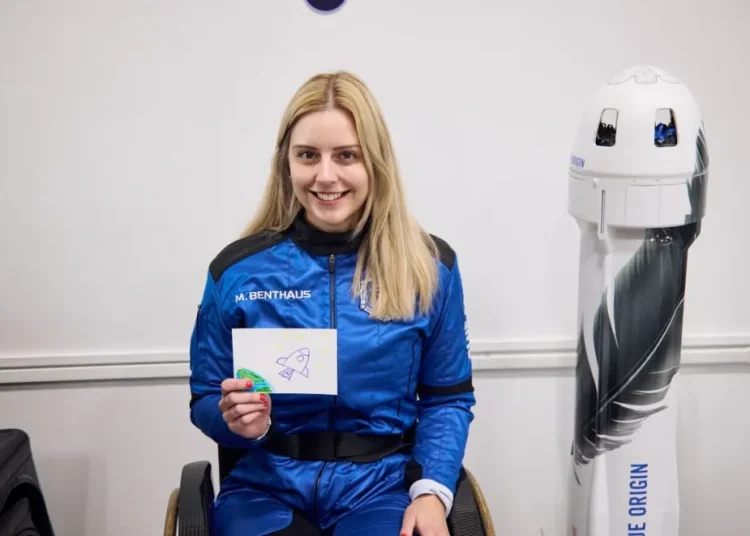 Blue Origin hace historia al enviar al espacio a una persona en silla de ruedas