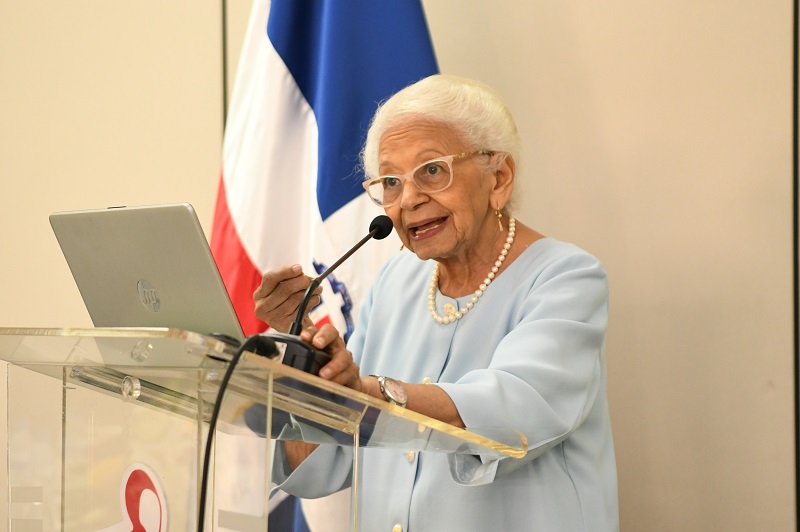 Centro de Integración Familiar gradúa a más de 3,700 personas en 2025 - Noticias de hoy en República Dominicana | De Último Minuto