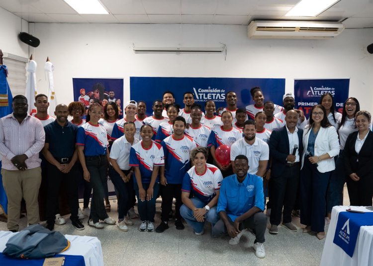 Comisión de Atletas culmina su primer foro “Visión más allá de la meta”
