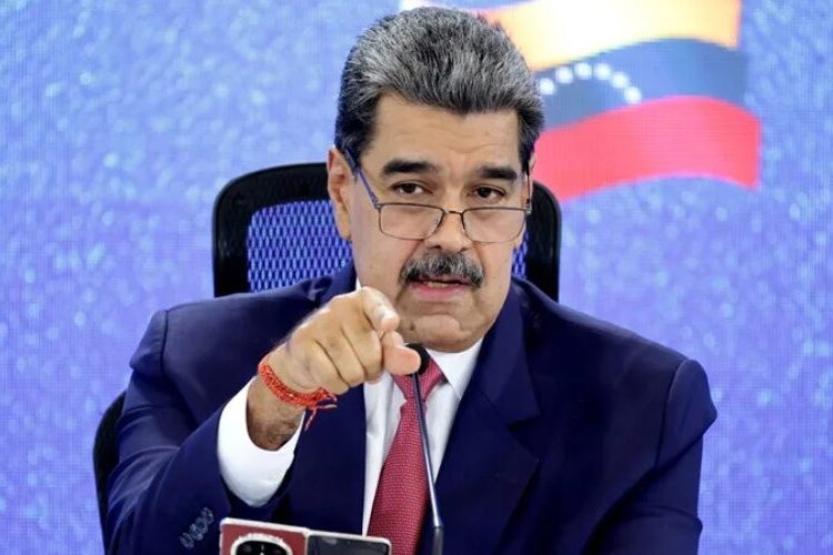 Maduro tacha de «piratería de corsarios» la confiscación de petroleros por parte de EE.UU.