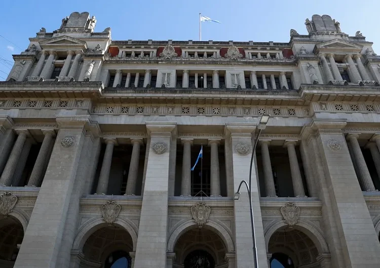 El Museo del Holocausto de Buenos Aires investiga los documentos nazis hallados en la Corte Suprema
