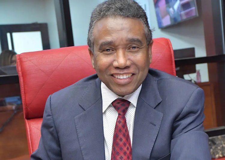 Fundaciones vinculadas a Félix Bautista recibieron más recursos de SeNaSa que hospitales públicos