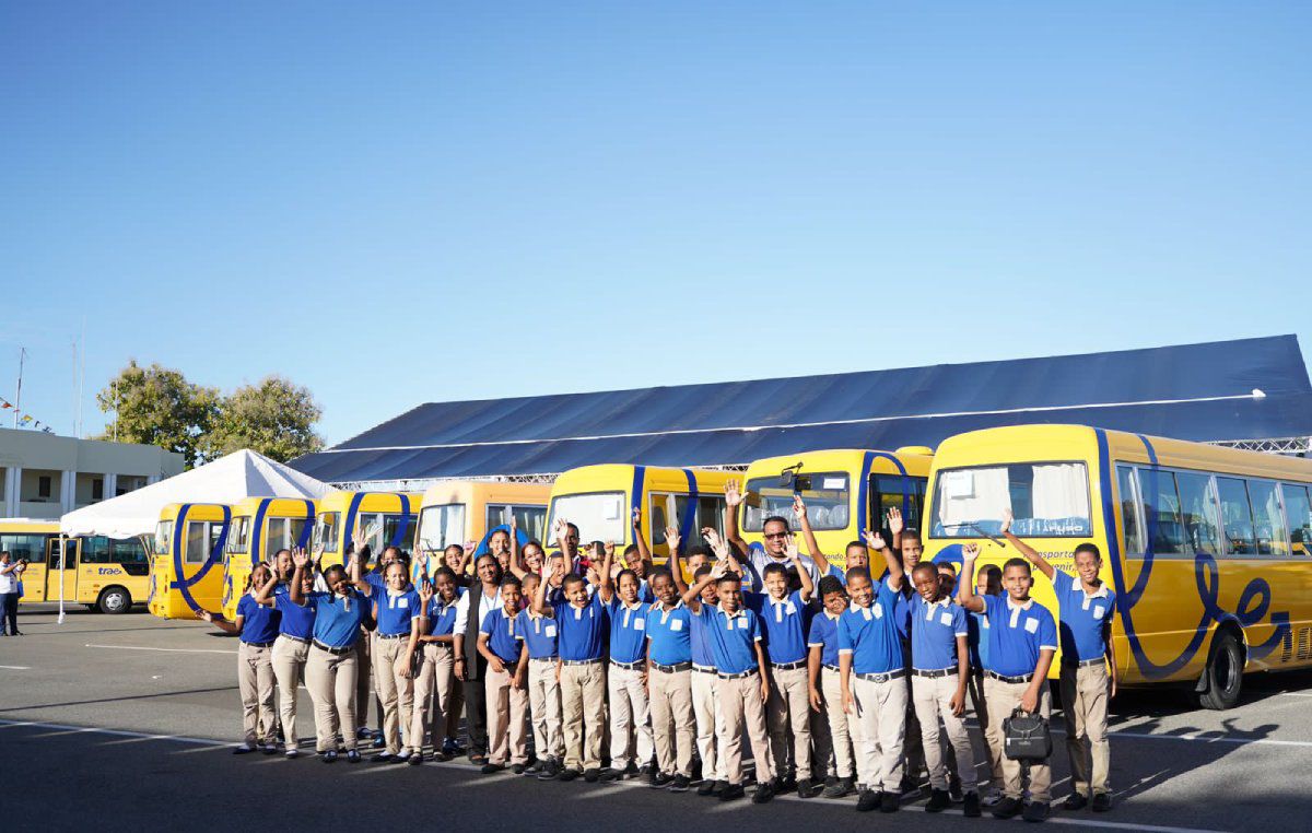 El Transporte Estudiantil TRAE ha generado más de RD 12,000 millones en ahorros para las familias | 2 | El Transporte Estudiantil TRAE ha generado más de RD 12,000 millones en ahorros para las familias - Noticias de hoy en República Dominicana | De Último Minuto
