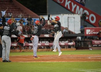 Leones ascienden al cuarto; Águilas y Toros se mantienen firmes