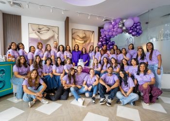 OralMed celebra una década transformando sonrisas 