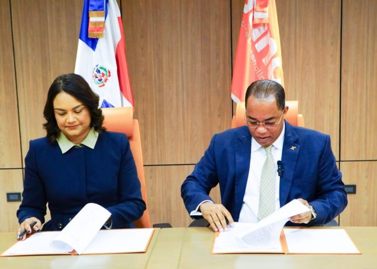 BANDEX y FemRD acuerdan facilitar acceso al crédito productivo a mujeres empresarias