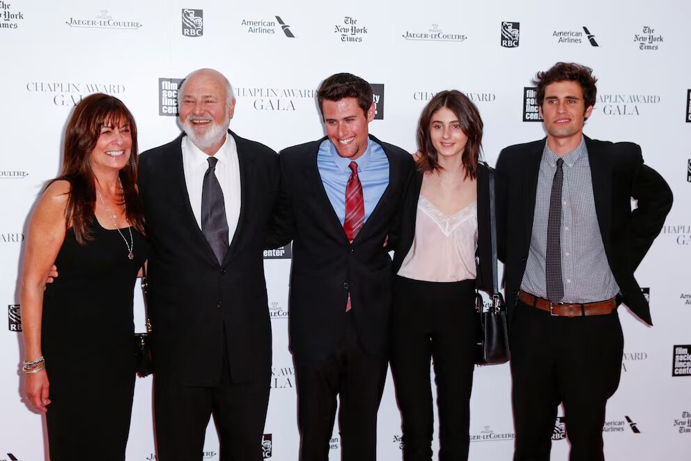 Familia de Rob Reiner y Michele Singer rompe el silencio tras la muerte de la pareja: “Estamos devastados” - Noticias de hoy en República Dominicana | De Último Minuto