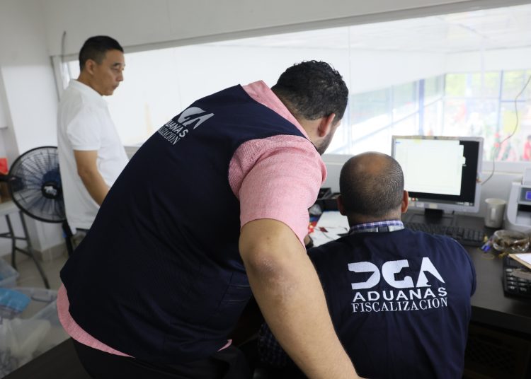 Aduanas ha detectado más de RD$4,509 millones evadidos fiscalizando a los chinos