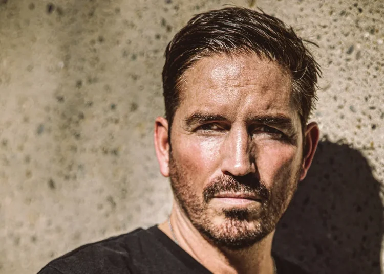 El expresidente de Brasil Jair Bolsonaro, condenado a 27 años de prisión, será interpretado por Jim Caviezel en una película