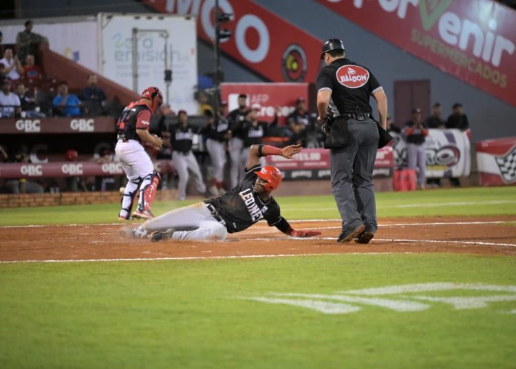 Escogido se mantiene invicto; Gigantes caen a 0-3 tras jornada del Round Robin