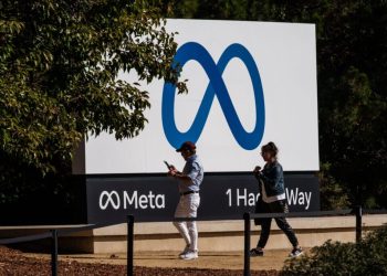 Meta planea recortes del 30 % para su metaverso, según Bloomberg, y sube un 4 % en bolsa