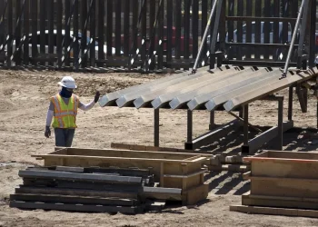 El paro sube en noviembre al 4,6% en EE.UU. con una creación de 64.000 empleos