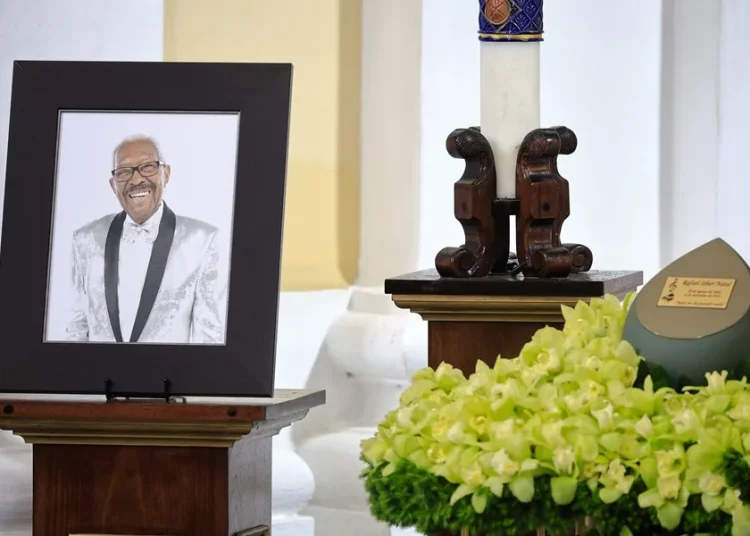 Puerto Rico despide con emoción y música a Rafael Ithier, fundador de El Gran Combo