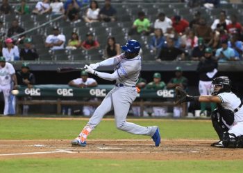 Mauricio, Rojas Jr. y Núñez lideran victoria del Licey sobre las Estrellas