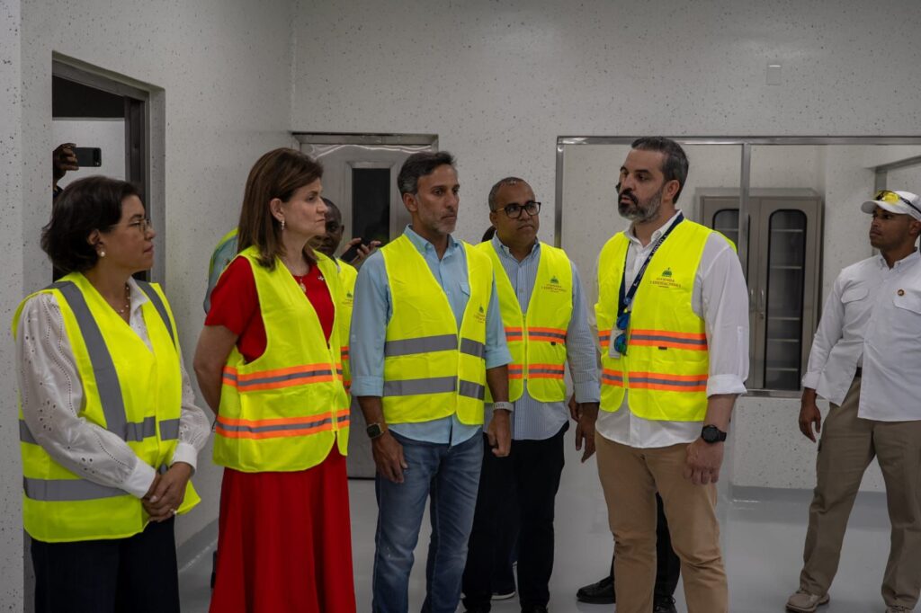 Supervisan avances finales del Hospital Provincial Matías Ramón Mella en Dajabón - Noticias de hoy en República Dominicana | De Último Minuto