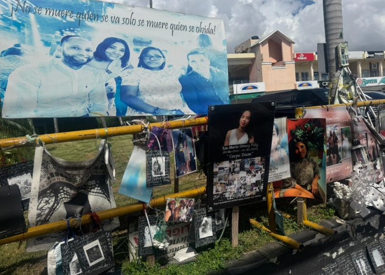 Realizan misa en zona cero a 8 meses de la tragedia del Jet Set; exigen justicia