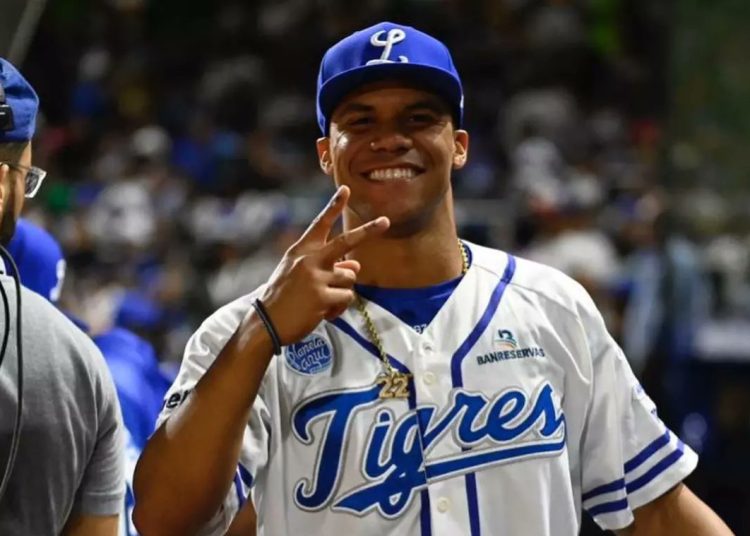 Juan Soto jugaría con el Licey en forma limitada, condicionado a la clasificación
