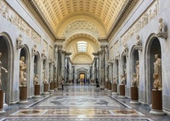 El Vaticano estrena su anuario en línea, un paso más en su transición digital