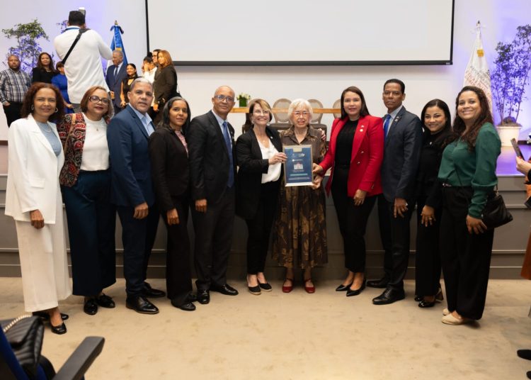 Bellas Artes recibe reconocimiento “Millas Extras” por su compromiso con la ética y la transparencia