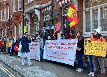 España propone a Reino Unido una exención de visado laboral para estancias cortas