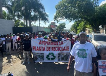 Comunitarios de El Aguacate, La Cuaba y Pedro Brand defienden instalación de planta recicladora