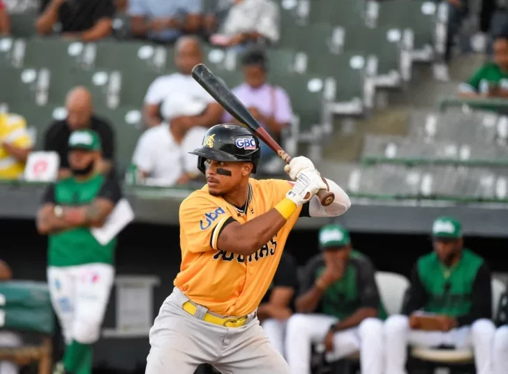 Águilas se acercan a asegurar la serie regular tras vencer 8-2 a las Estrellas