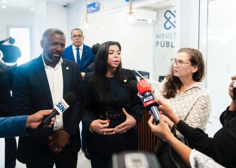 Procuradora reitera que no hay acuerdos con imputados de la Operación Cobra