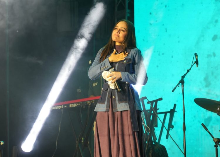 Yesenia Then comparte poderoso mensaje en “Adoramos juntos en Navidad”