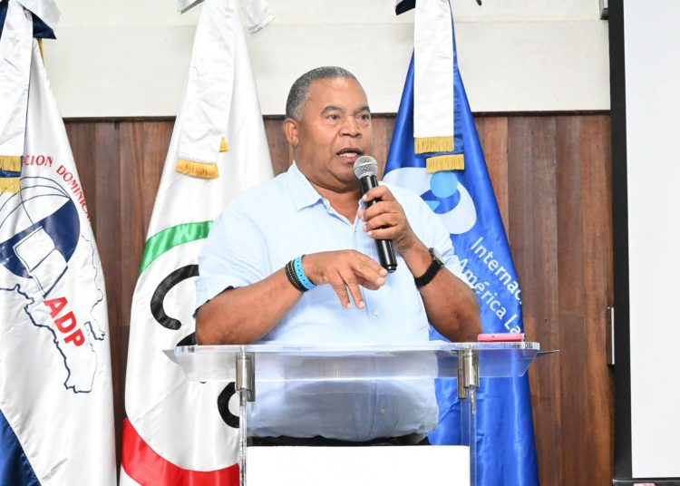 Corriente Magisterial rechaza fusión entre el MINERD y el MESCyT