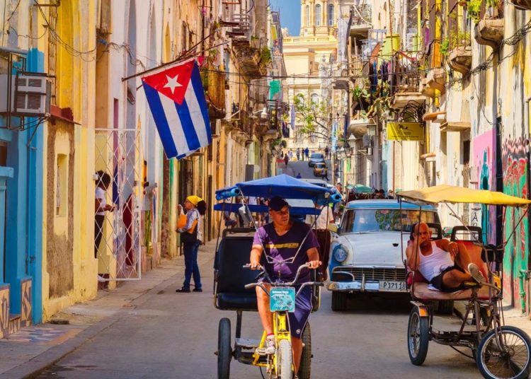 El turismo cubano se queda a 25 puntos porcentuales del objetivo gubernamental para 2025