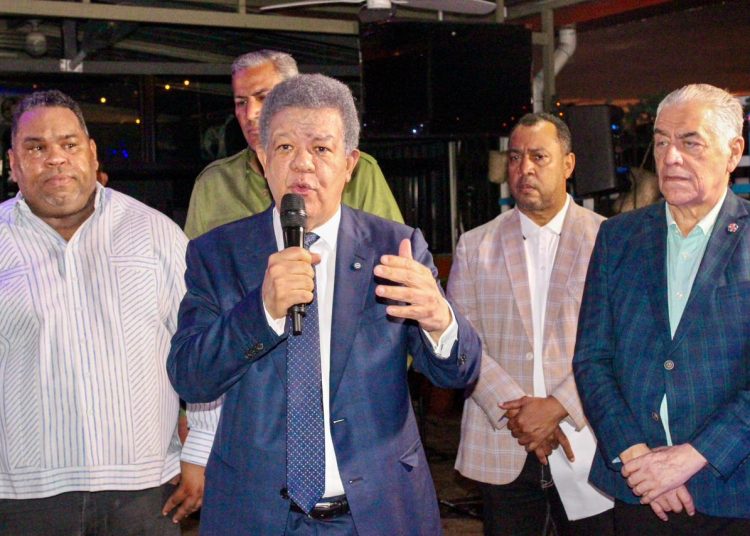 Leonel: “La gran estafa a los pobres con Senasa marca un año horrible para la República Dominicana”