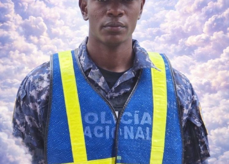 La Policía Nacional lamenta la pérdida del agente Causman Mesa Moreta
