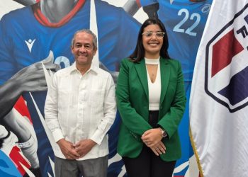 Yelena Hazim Figuereo se convierte en la primera mujer en asumir la Secretaría General de la FEDOFUTBOL