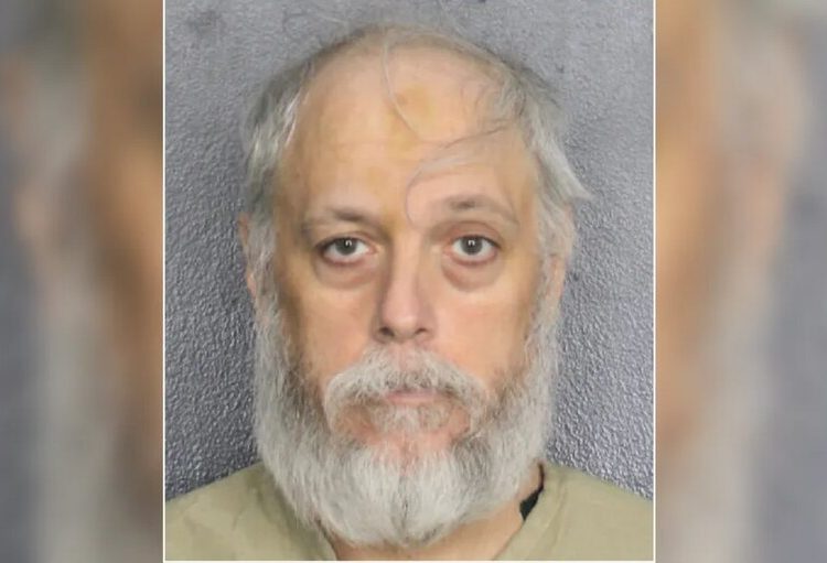 Un hombre intentó asesinar a su madre de 82 años diagnosticada con demencia, usando una sartén y almohadas