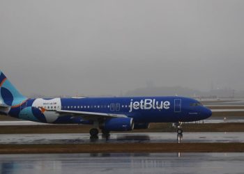 Un avión de JetBlue evita colisión con una aeronave militar de EE.UU. cerca de Venezuela