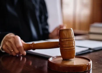 Corte ratifica condenas de 20 y 10 años a implicados en red de lavado ligada al narcotráfico