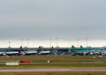 El aeropuerto de Dublín cancela 42 vuelos por la tormenta Bran